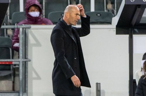 Inter - Real Madrid. Zidane se întoarce pe „San Siro” la patru ani și jumătate de la triumful în finala Ligii Campionilor, dar acum nu are șase jucători, inclusiv pe Sergio Ramos, Benzema și Valverde.
