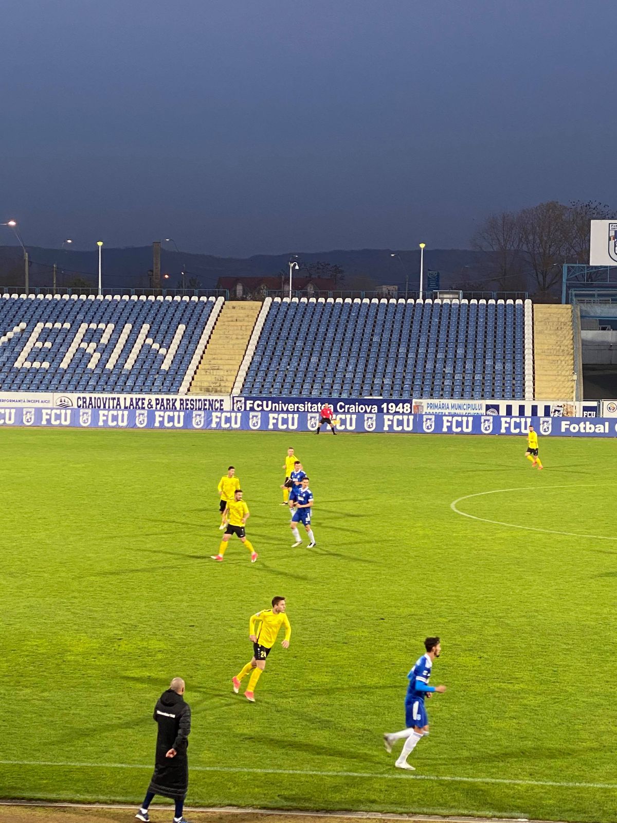 FOTO+VIDEO. FC U Craiova - Metaloglobus 1-0 » Prima victorie a oltenilor după condamnarea lui Mititelu! Clasamentul în Liga 2