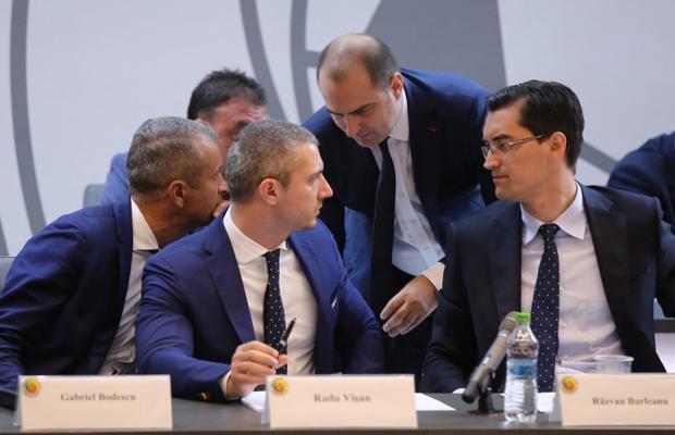 EXCLUSIV Culisele controlului ANAF la FRF » Surse autorizate: „Se prezumă multe nereguli cu sume mari de bani. Urmează un control la LPF!” » Ce a declanșat ancheta