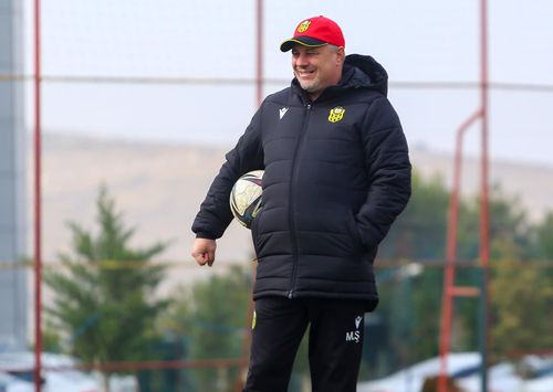 Marius Șumudică (50 de ani) a ajuns pe loc retrogradabil cu Yeni Malatyaspor și a lansat un atac la adresa propriilor fotbaliști.