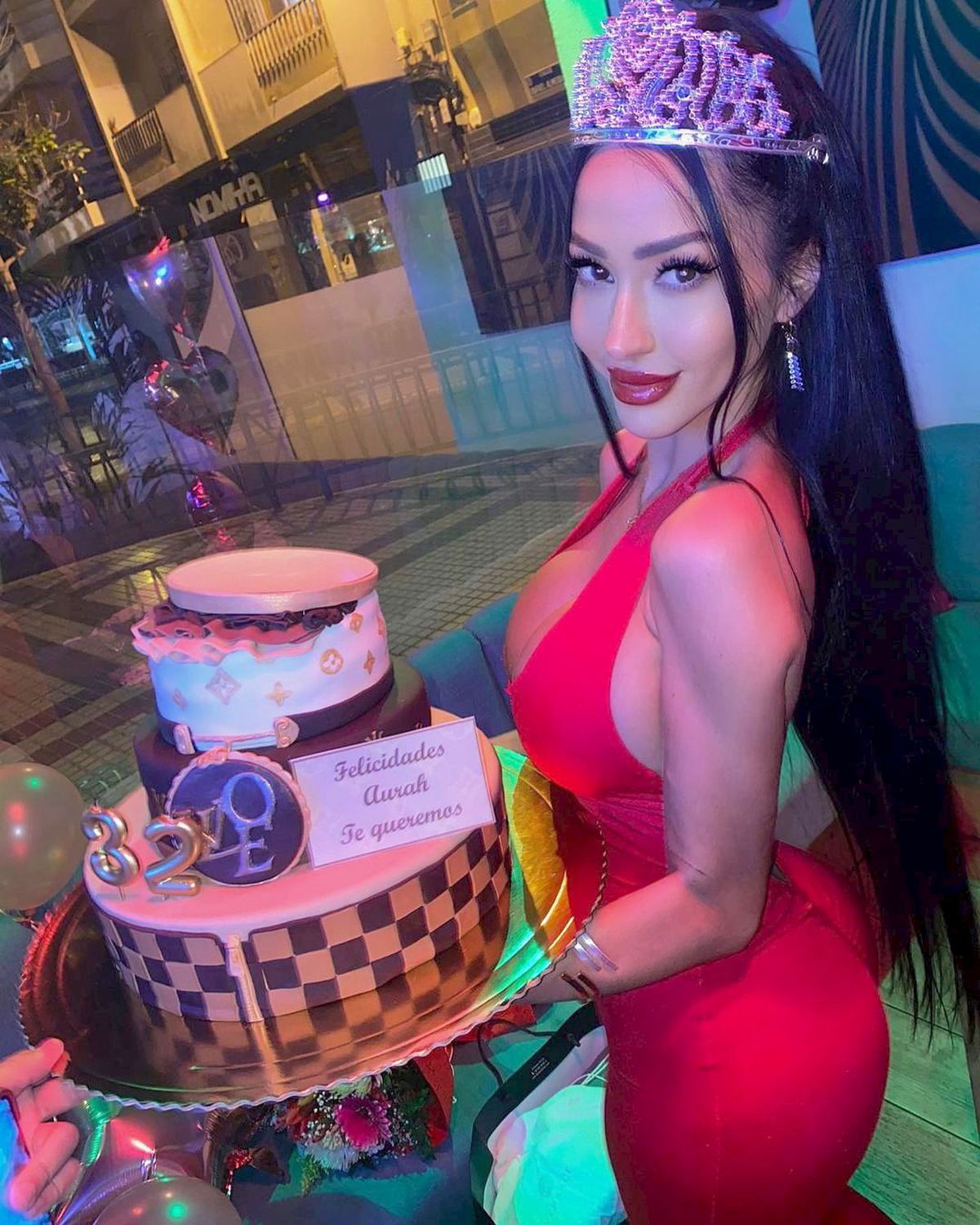 După 10 ani la Real Madrid sau PSG, a ajuns la o nou-promovată în Turcia! Femeia care l-a captivat cât să „uite” fotbalul