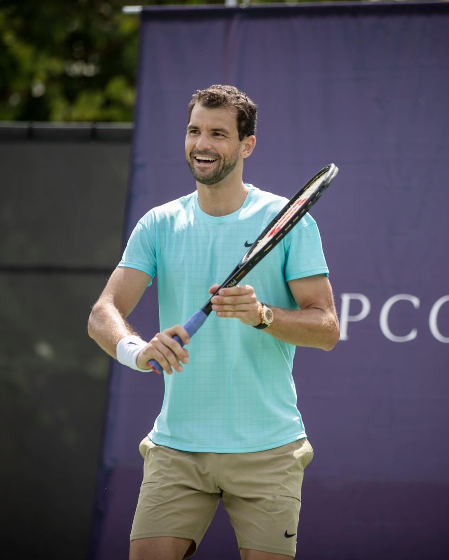 Grigor Dimitrov Profesoară pentru fani » Simona Halep se alătură altor nume celebre care vor preda tenis online