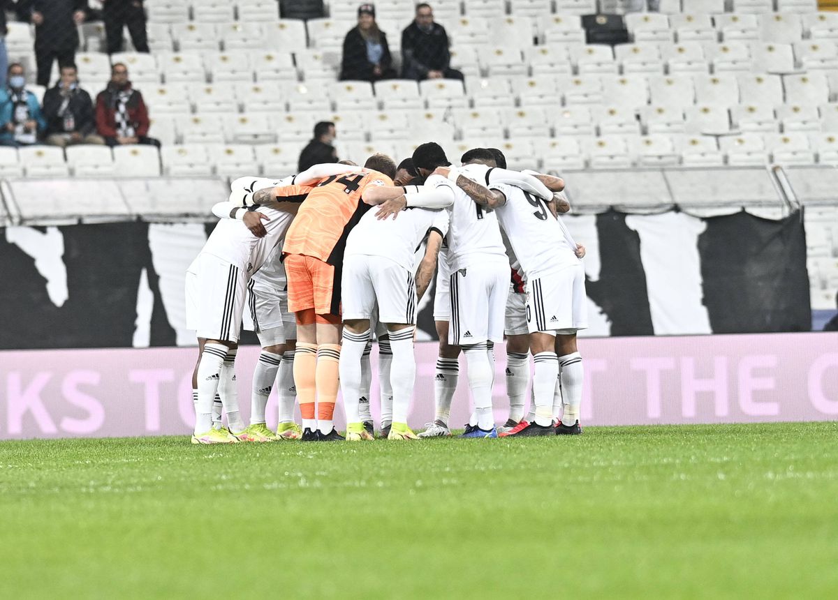 UEFA Champions League - 24 noiembrie