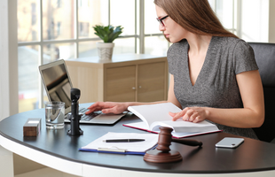 Cand ai nevoie de consultanta juridica la notariat?