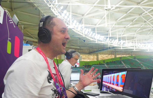 Ce l-a impresionat și ce l-a șocat la Mondial pe Emil Hossu-Longin: „Merită toți banii!” » Reportaj GSP pe stadion, la postul lui de comentator TVR