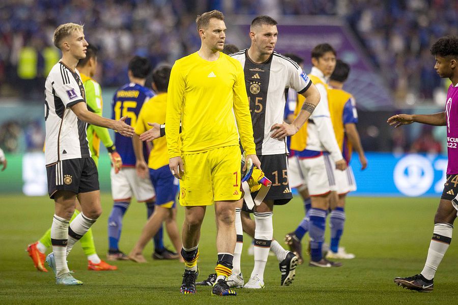 Manuel Neuer și Leon Goretzka, Foto: Imago Images Schweinsteiger desființează doi titulari din „naționala” Germaniei: „Au greșit grav! E foarte, foarte rău!”