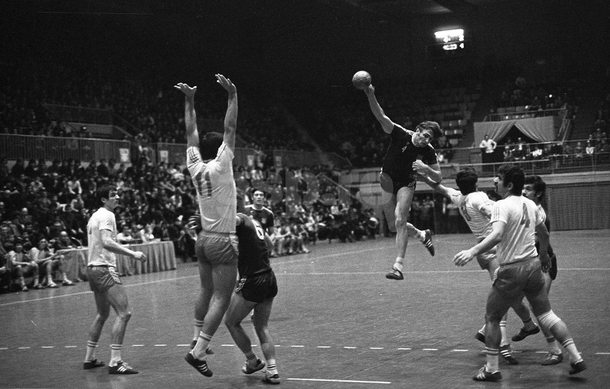 Soluția unui dublu campion mondial pentru naționala României: „20 de ani de muncă, oameni responsabili care vor și știu să facă”