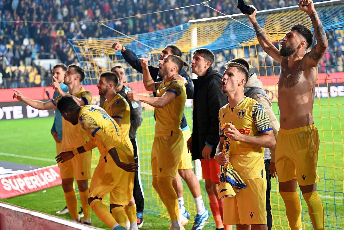 Petrolul, la fel ca într-un an de excepție din istoria clubului » „Nemuritorul” Gicu Grozav era și atunci în echipă