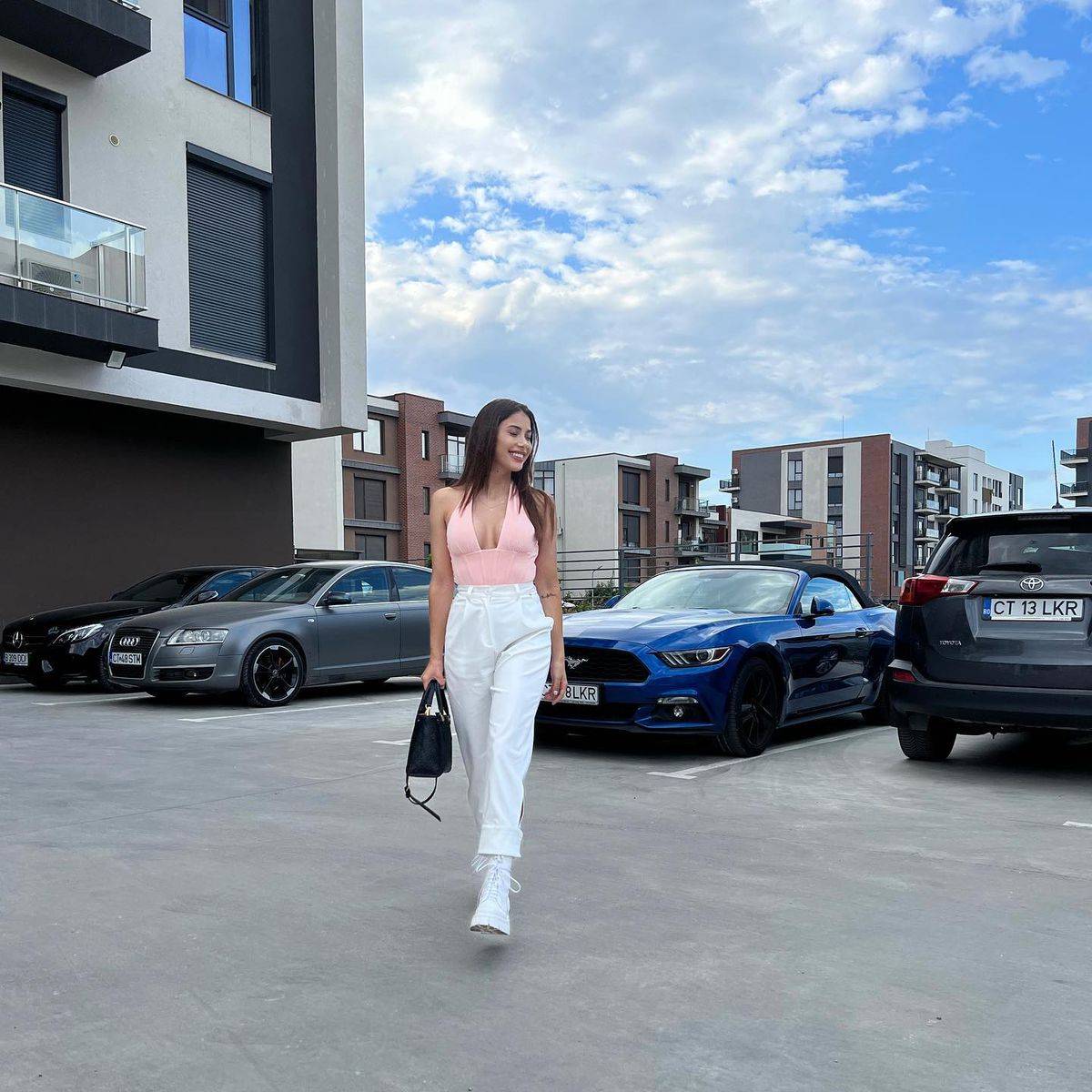 FOTO Romario Benzar, implant de păr și imagini cu Bianca, soția lui