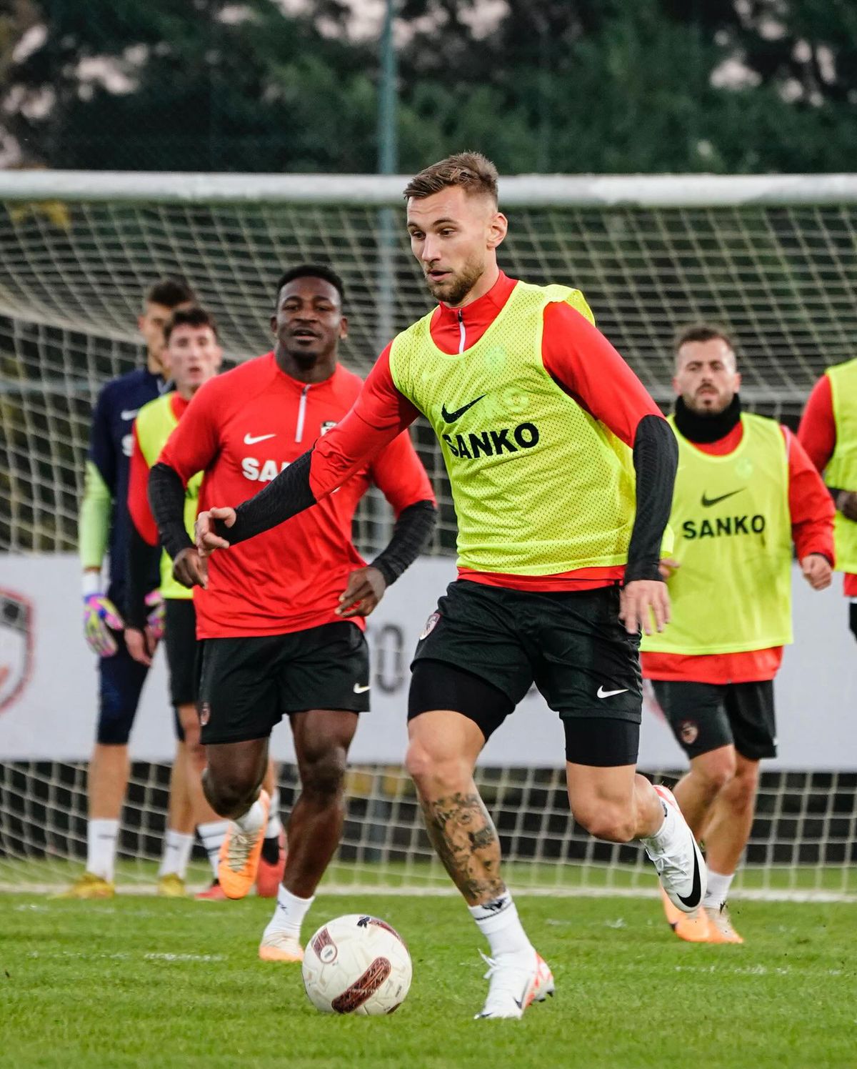 Cum i-a primit Șumudică pe Drăguș și Niță, după calificarea la Euro 2024 » Surpriză în cantonament, chiar sub ochii șefilor lui Gaziantep