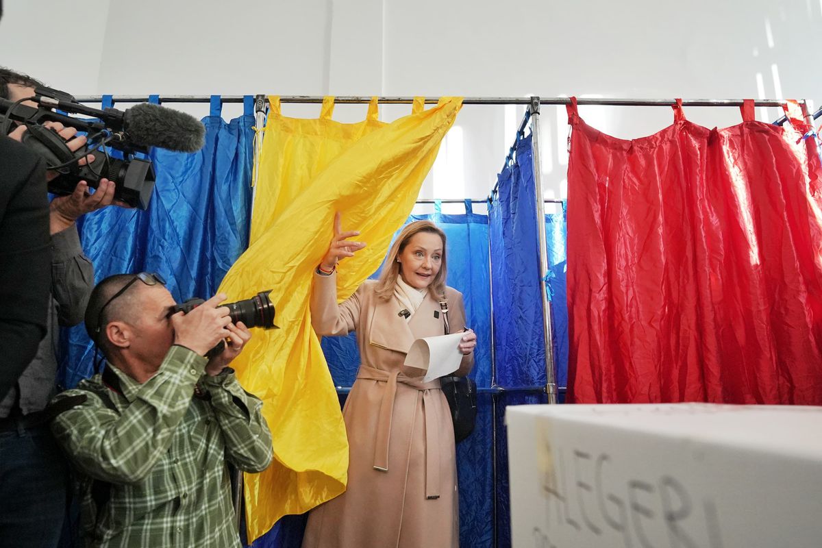 A venit decizia CCR! Rezultate finale ale turului 1 de la alegerile prezidențiale 2024: Călin Georgescu și Elena Lasconi se vor duela în turul doi al alegerilor!