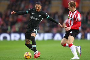 Southampton - Liverpool, duel din etapa a 12-a în Premier League