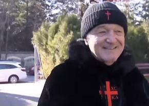 Gigi Becali a ieșit de la vot și a început să râdă: „Nici nu știu pe ce lume trăiesc!”