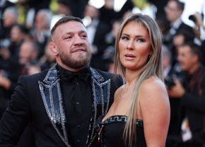 Imaginea zilei după verdictul primit de Conor McGregor! Partenera lui a părăsit tribunalul cu ochii în lacrimi