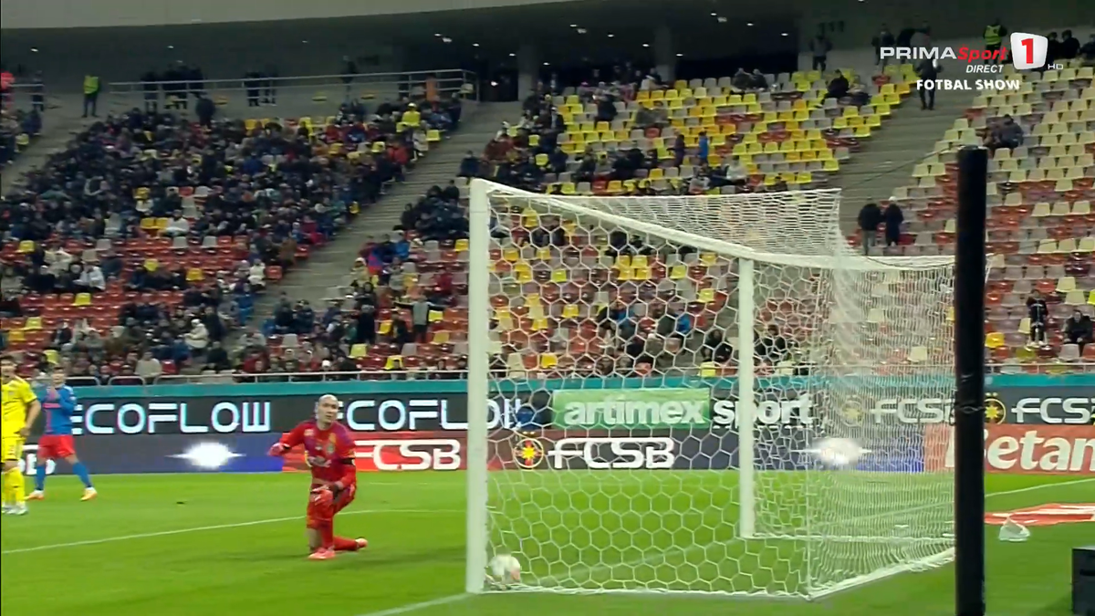 Fază încâlcită în FCSB - Slobozia » A fost sau nu a fost? Decizia VAR la golul marcat de Olaru