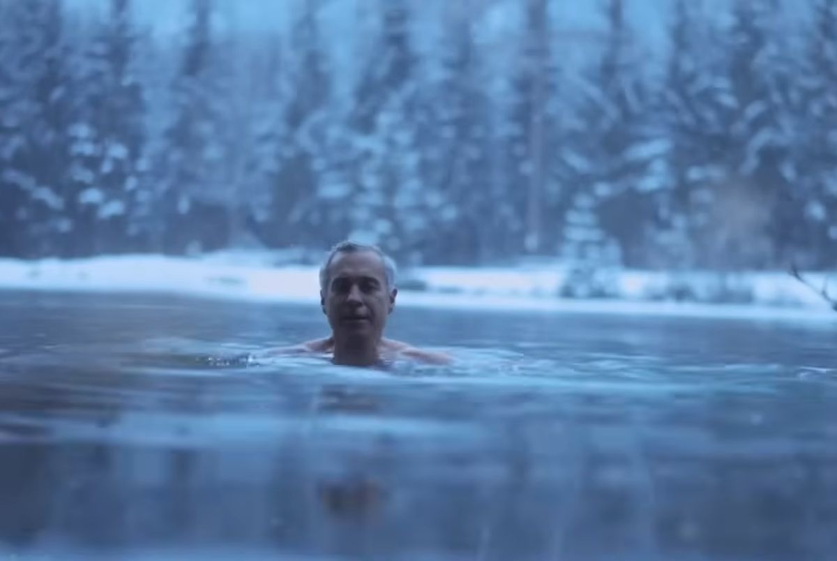 Cine este Călin Georgescu, candidatul-surpriză din turul 2 al alegerilor prezidențiale » Ce sport extrem practică