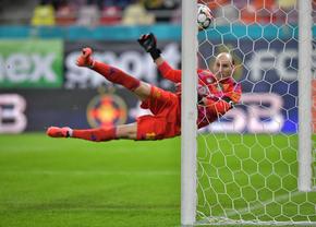 Fază încâlcită în FCSB - Slobozia » A fost sau nu a fost? Decizia VAR la golul marcat de Olaru