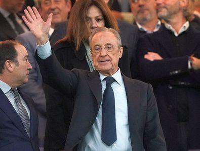 Florentino Perez a năvălit furios în vestiarul Realului, a scos un jucător ...