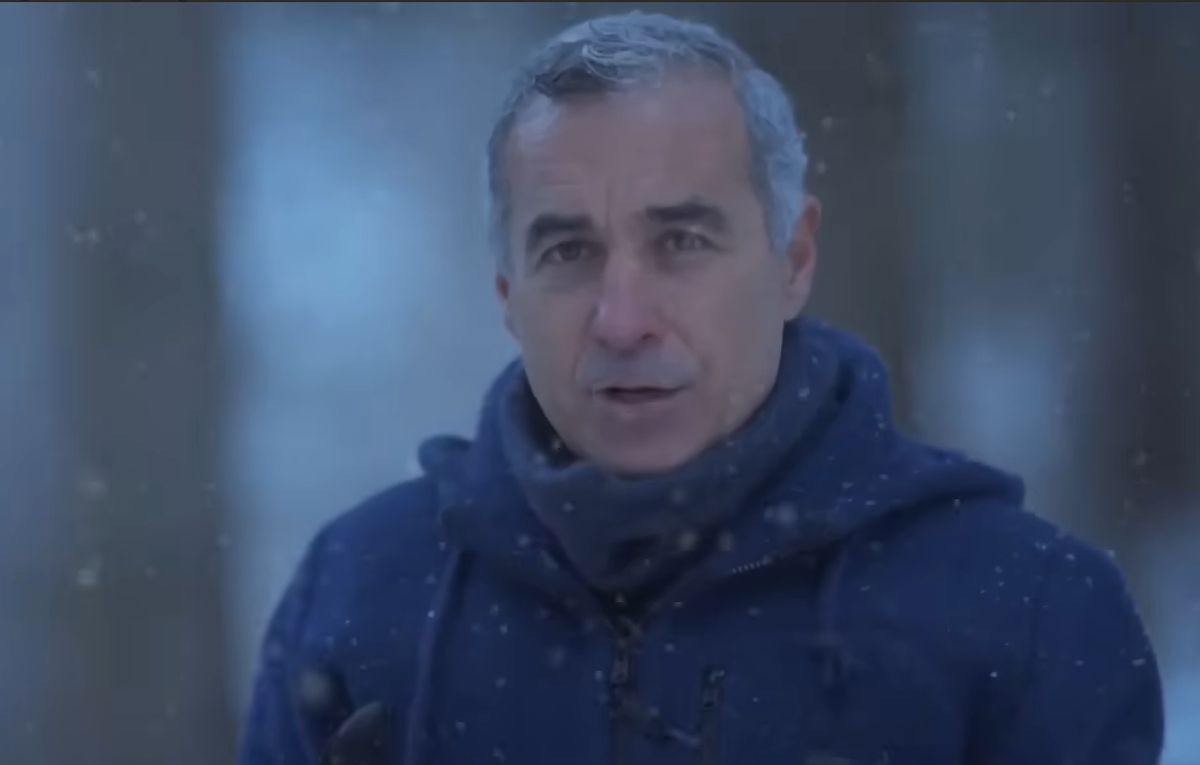 Cine este Călin Georgescu, candidatul-surpriză din turul 2 al alegerilor prezidențiale » Ce sport extrem practică