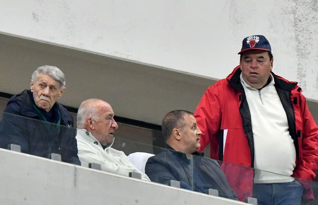 „Joacă mai bine fără el, nu mă mai încântă!” » Înainte de Botoșani, legenda lui Dinamo a „scuturat” o vedetă și și-a ales noul favorit