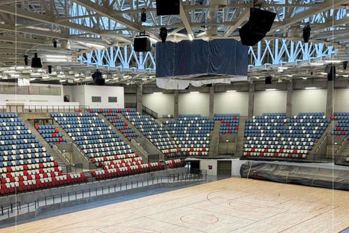 Parchetul a fost montat în sala polivalentă din Tulcea