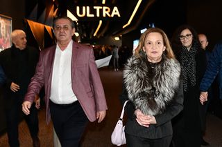 Este femeia din spatele „Fiarei” Marius Lăcătuș de 43 de ani, dar e rar văzută în public » Apariție deosebită: „Trei lucruri nu-mi plac la un bărbat”