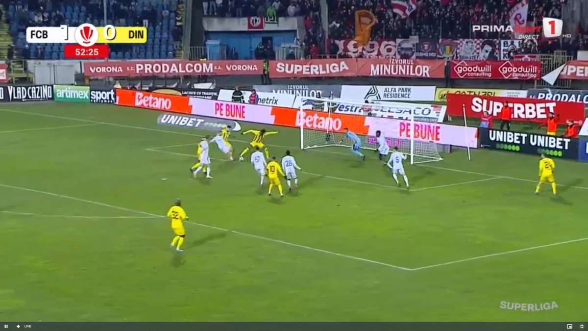 L-a exasperat pe Zeljko Kopic în Botoșani - Dinamo » S-a făcut de râs de două ori în 4 minute