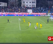 Voleu senzațional în Botoșani - Dinamo » Portarul a sărit degeaba