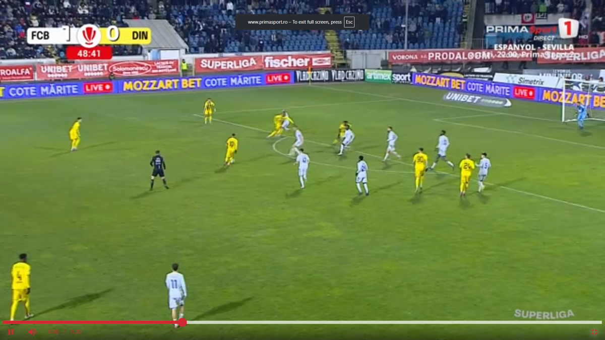 L-a exasperat pe Zeljko Kopic în Botoșani - Dinamo » S-a făcut de râs de două ori în 4 minute