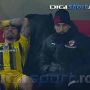 Danny Armstrong s-a accidentat în FC Botoșani - Dinamo // FOTO: captură Digi Sport