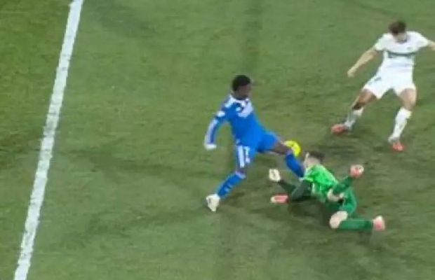 Fostul mare arbitru spune că Real a fost ajutată să egaleze: „Fault clar! Îl lovește în față”