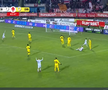 Voleu senzațional în Botoșani - Dinamo » Portarul a sărit degeaba