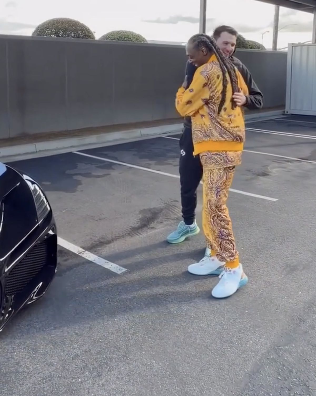 Starul din NBA l-a lăsat mască pe Snoop Dogg cu noua „bestie” de 5 milioane de euro: „Acum ești Batman”