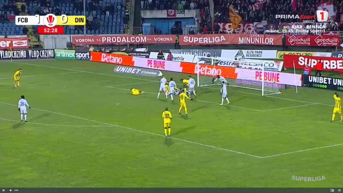 L-a exasperat pe Zeljko Kopic în Botoșani - Dinamo » S-a făcut de râs de două ori în 4 minute