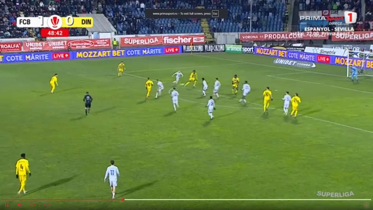 L-a exasperat pe Zeljko Kopic în Botoșani - Dinamo » S-a făcut de râs de două ori în 4 minute