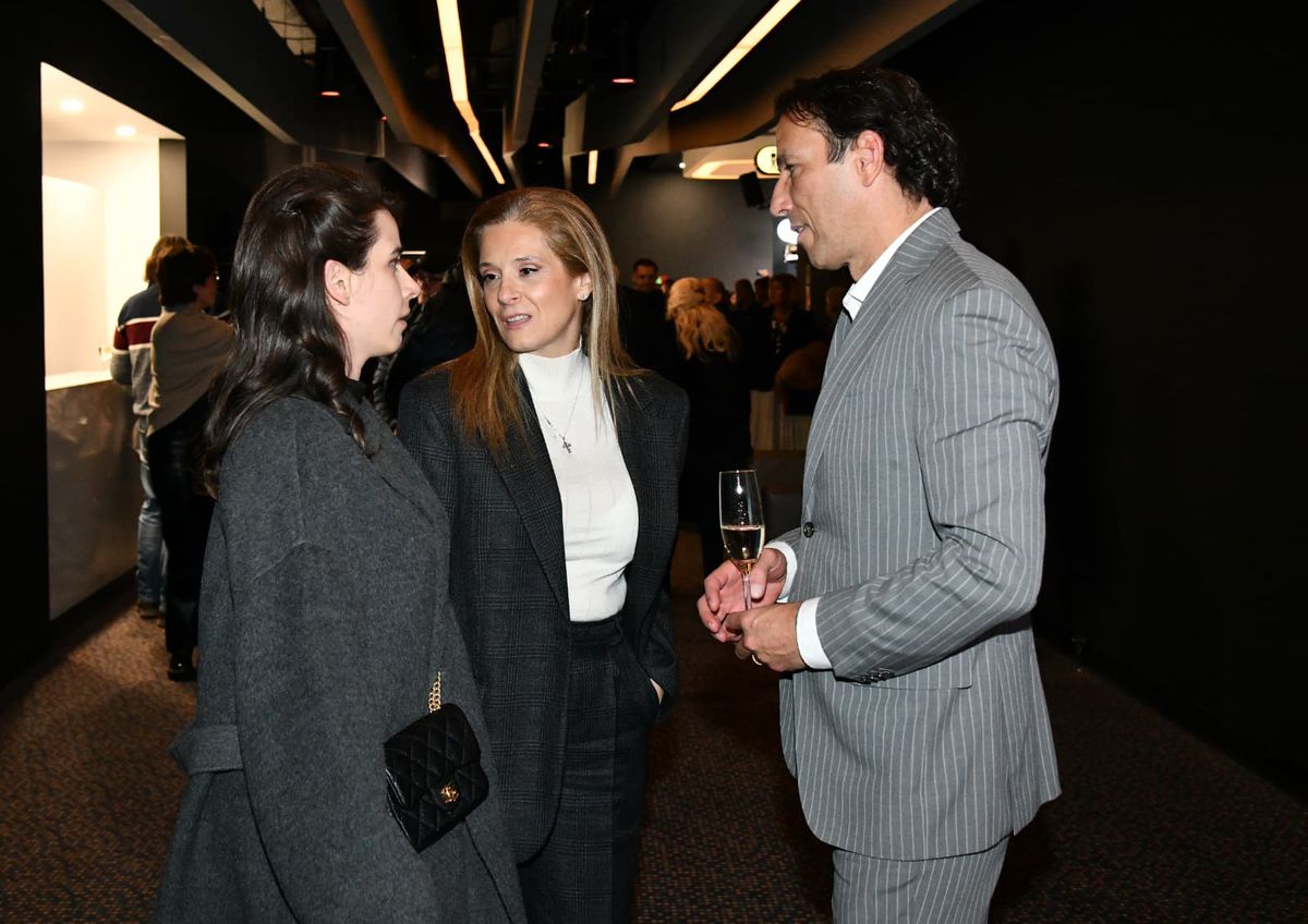 Este femeia din spatele „Fiarei” Marius Lăcătuș de 43 de ani, dar e rar văzută în public » Apariție deosebită: „Trei lucruri nu-mi plac la un bărbat”