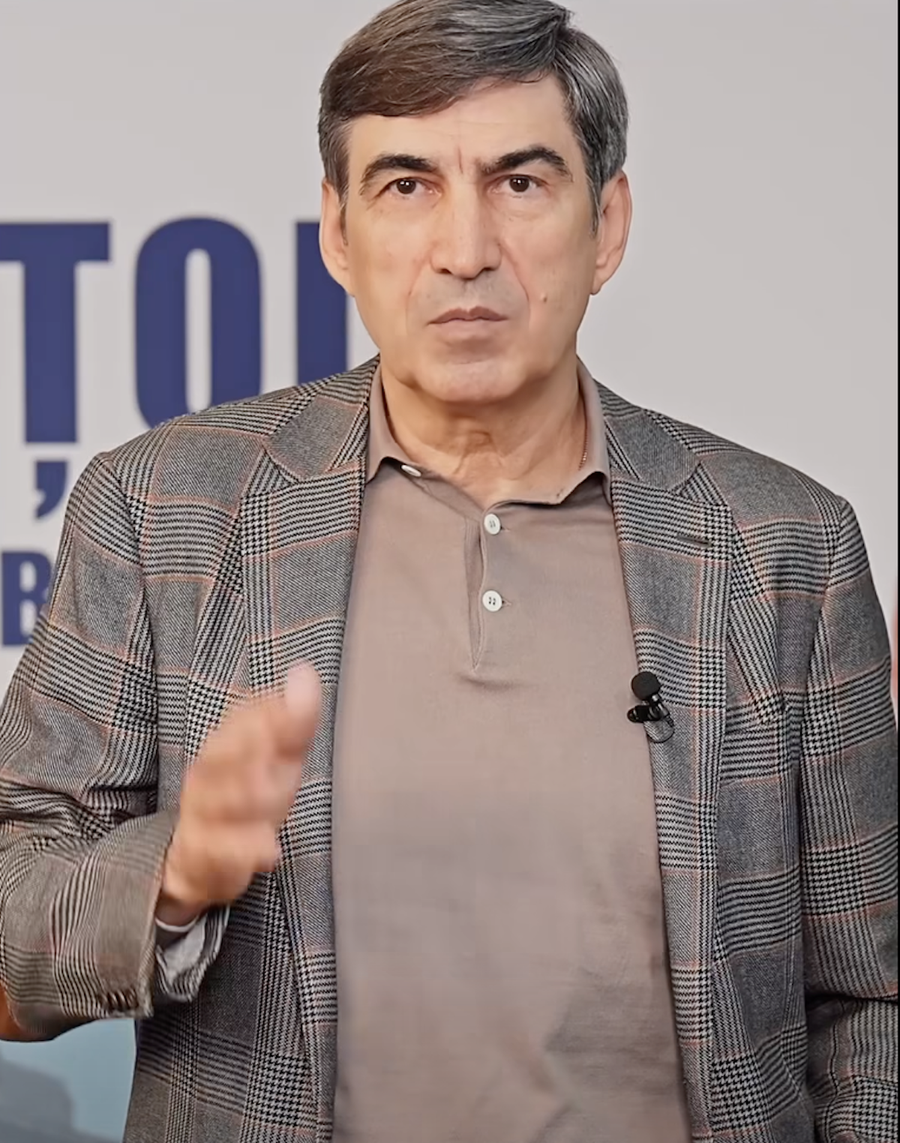 3 nume mari din fotbal îi fac campanie lui Gigi Nețoiu » Ce s-a întâmplat sâmbătă, în Piața Obor