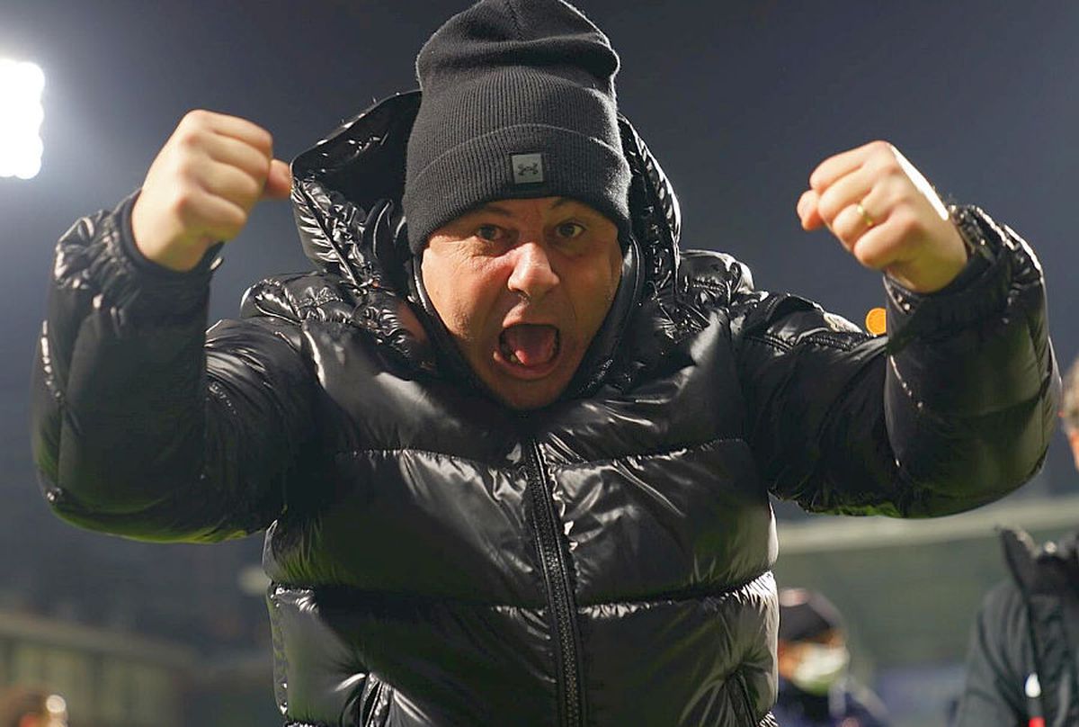 Șumudică se ia de arbitri după a treia victorie la rând în Turcia: „A devenit o rutină. Mereu îi arată cartonașul galben lui Șumudică”