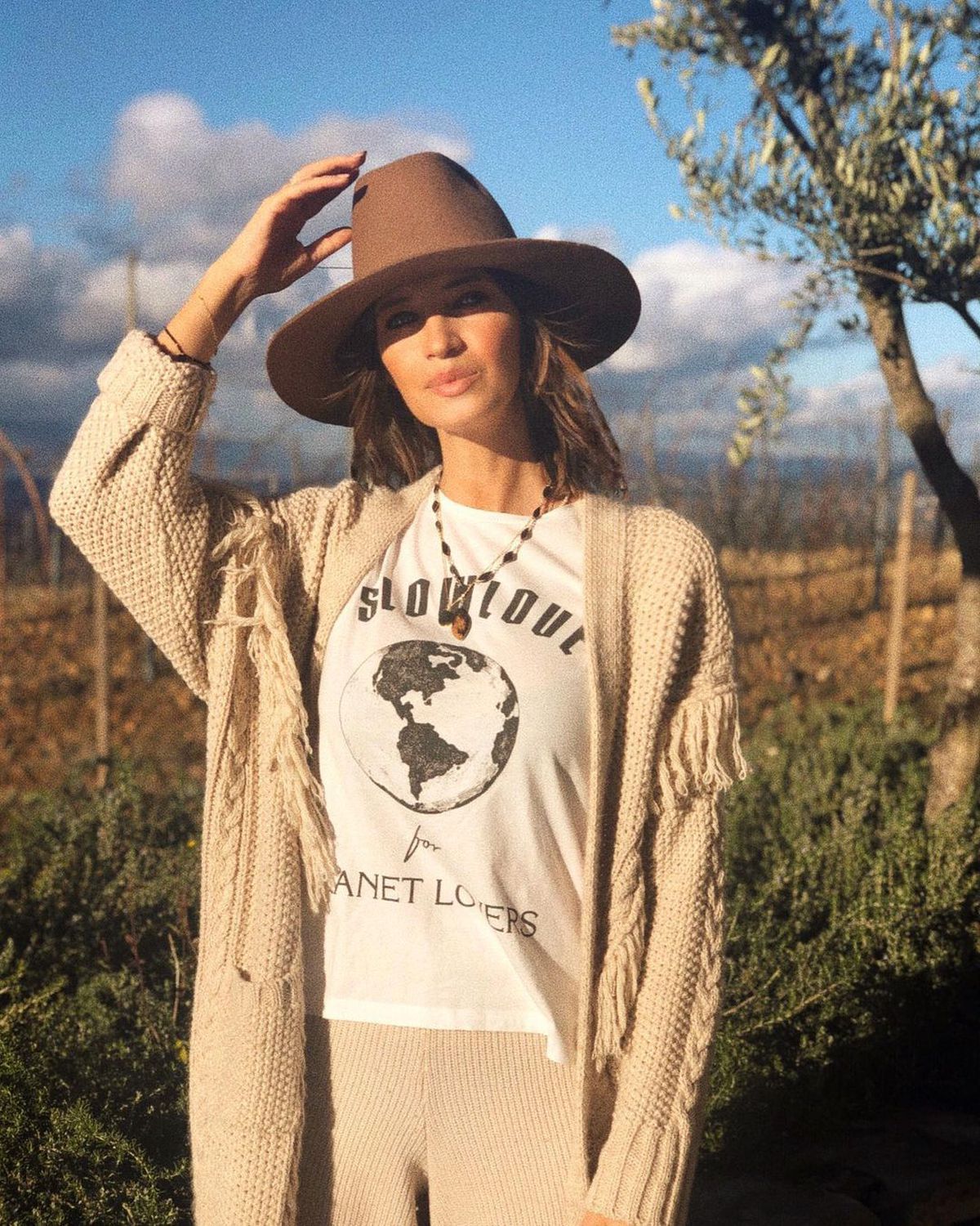 FOTO Unul dintre cele mai îndrăgite cupluri, în pragul despărțirii?! Presa anunță că stau în case diferite