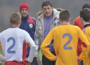Dinamo a încercat să dea lovitura și l-a „răpit” pe Ștefan Iovan: „M-au luat din Gara de Nord cu o mașină neagră, cu numere galbene”