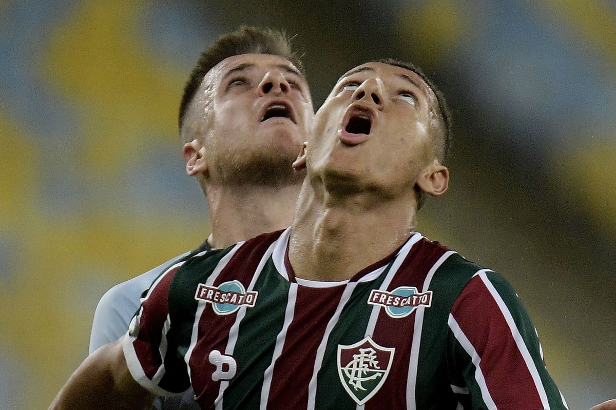 Povestea SF a lui Richarlison, îngerul din umbră » Crescut cu pistolul la tâmplă, acum întoarce totul spre nevoiași: de la flămânzii Braziliei la bolnavii de cancer