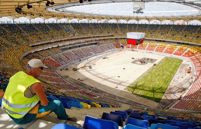 Dați afară de pe Arena Națională! N-au plătit schimbarea gazonului și n-au fost primiți pentru un nou eveniment