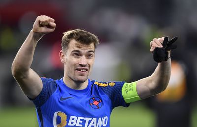 Rămâne FCSB fără căpitan? Darius Olaru a ajuns în Italia și e la un pas de transferul în Serie A!