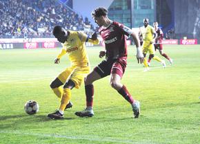 Clubul din Liga 1 face implozie! Mutu ar putea prelua banca tehnică, după o înfruntare între două tabere: galeria acuză jucătorii că l-au lucrat pe actualul antrenor