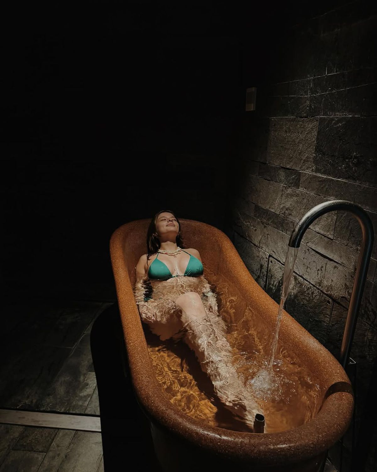 Antonia Salanta, iubita lui Daniel Bîrligea