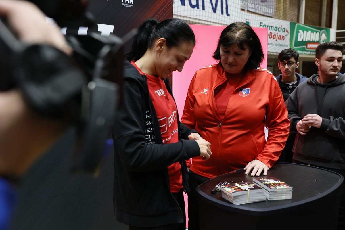 Cristina Neagu, ultimul meci în sala din Râmnicu Vîlcea