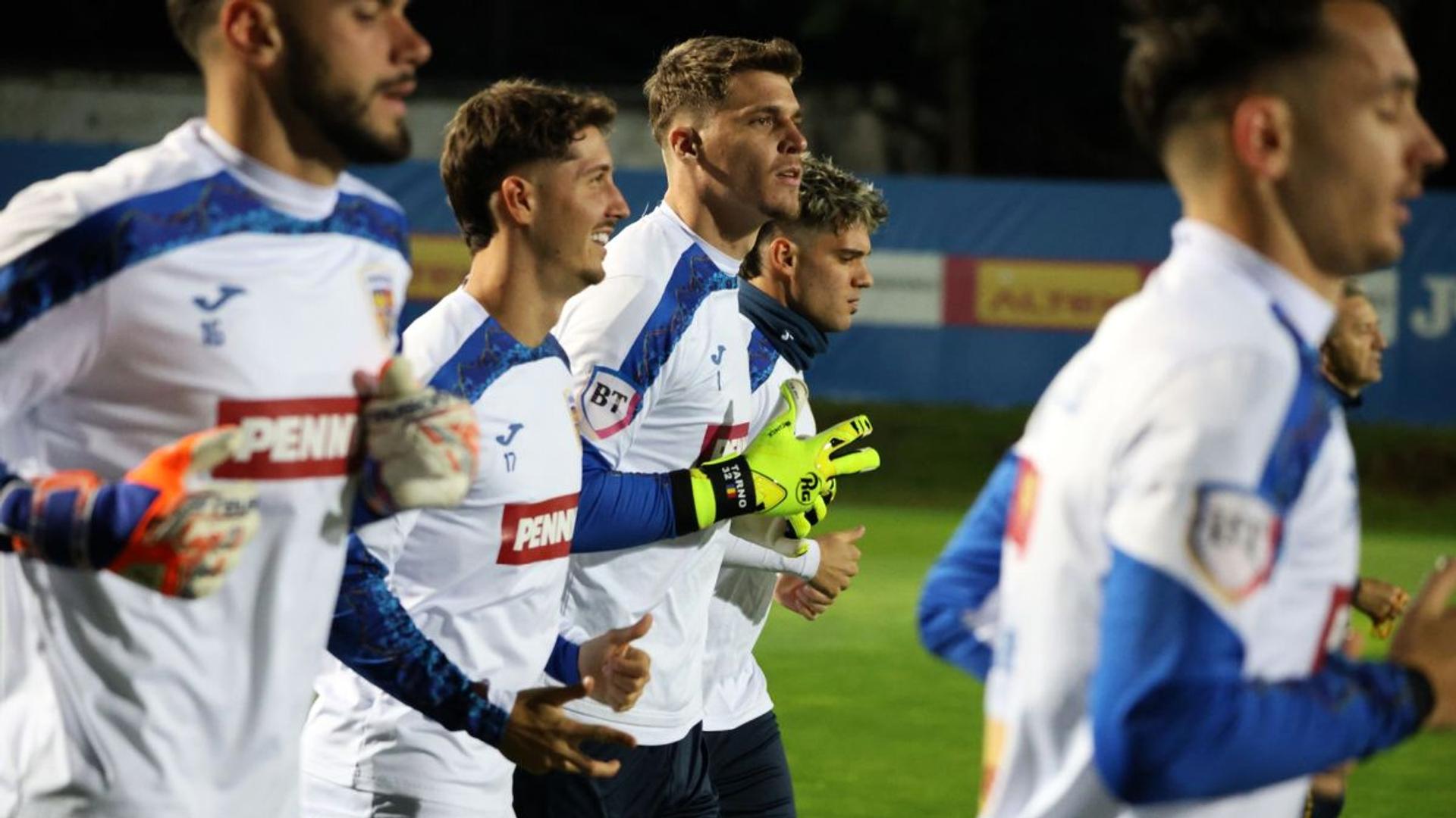Țețe Moraru analizând evoluția portarilor Ionuț Radu și Ștefan Târnovanu în contextul fotbalului românesc actual | sursa foto: Gazeta Sporturilor Țețe Moraru analizând evoluția portarilor Ionuț Radu și Ștefan Târnovanu în contextul fotbalului românesc actual | sursa foto: Gazeta Sporturilor