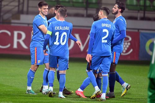 EXCLUSIV Feblețea lui Dan Petrescu a intrat pe lista de transferuri a lui Dinamo! A fost convocat și la echipa națională