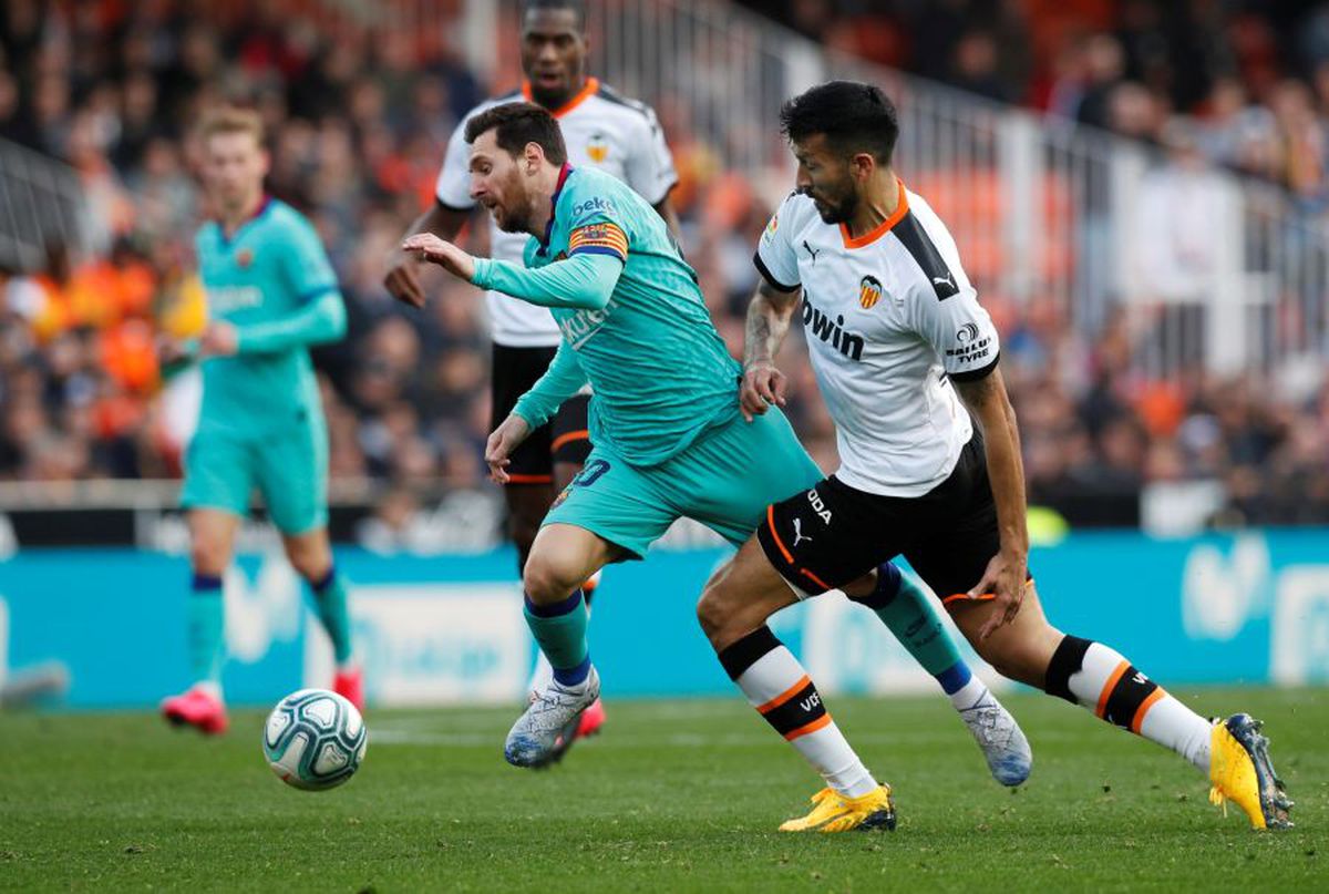 VALENCIA - BARCELONA 2-0 // VIDEO+FOTO Continuă degringolada catalanilor: Barcelona și Quique Setien, îngenuncheați în tărâmul „liliecilor”