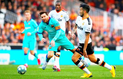 VALENCIA - BARCELONA 2-0 // VIDEO+FOTO Continuă degringolada catalanilor: Barcelona și Quique Setien, îngenuncheați în tărâmul „liliecilor”